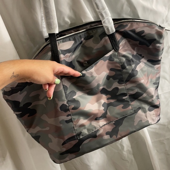 Rebecca minkoff duffle. Camo print. - Picture 5 of 8